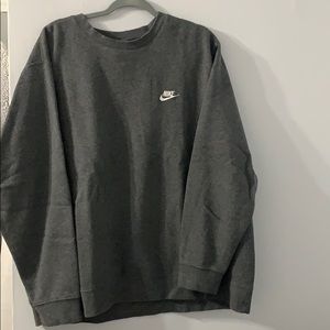 ✰ oversized nike crew neck ✰